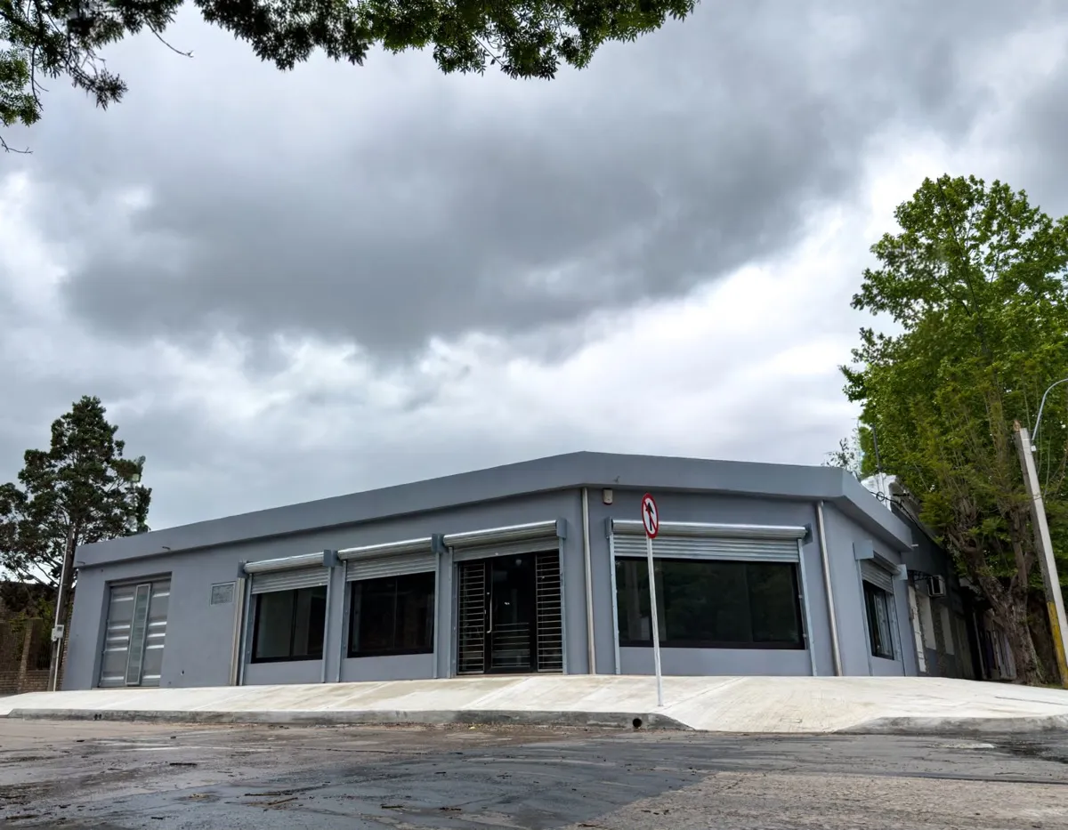 Local de Braggio Lubricantes en Las Piedras